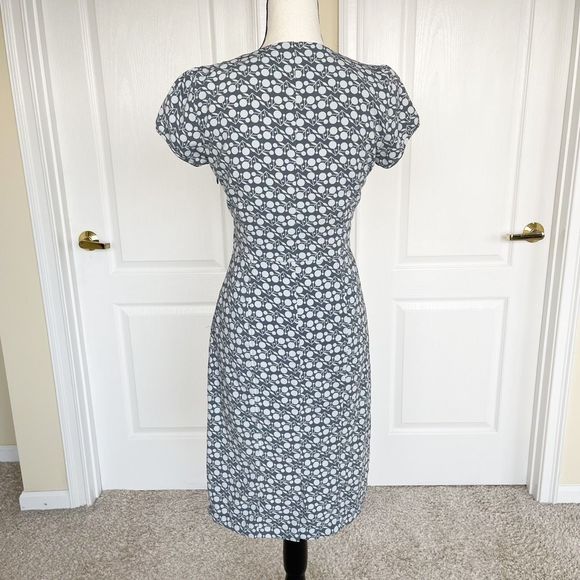 Down East XS Diamond‎ Heart Neckline Floral Geometric Designed Sheath Dress - Picture 10 of 11